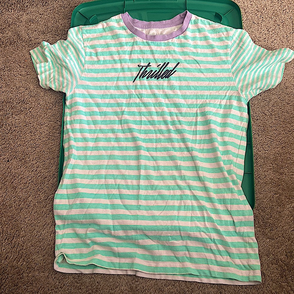 Pacsun 90s themed faded “Thrilled” T-shirt